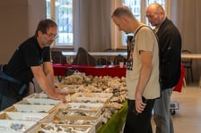 <p>Pierwsza Wrocławska Giełda Minerał&oacute;w i Biżuterii w Instytucie Nauk Geologicznych UWr.</p>