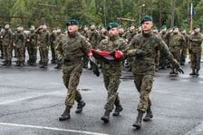 <p>Przysięga 10 Wrocławskiej Brygady Łączności</p>