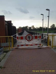Most  i jaz zamknięte ze względu na bezpieczeństwo