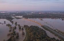 Polder Oławka i wylewająca się na wysokości Blizanowic na pola Odra - 19.09.2024