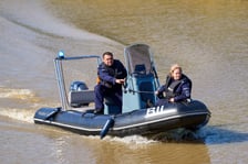 Patrol policyjny na Odrze we Wrocławiu