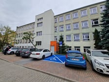 SP 98 przy Sycowskiej po remoncie