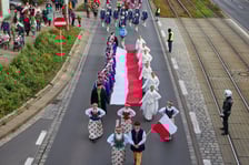 Radosna Parada Niepodległości we Wrocławiu 2022