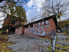 Budynek toalety (Bastion Sakwowy) w remoncie