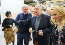 <p>Osiedle Gaj ma nową lod&oacute;kę społeczną. Znajduje się po lewej stronie od gł&oacute;nego wejścia, w centrum handlowym "Gaj".</p>