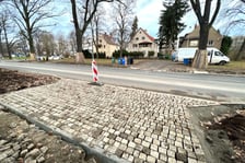Ulica Olszewskiego na odcinku od Gersona do Bacciarellego skończona. Zdjęcie z 18 grudnia. Trwać będą tu jeszcze prace, ale już poza jezdnią