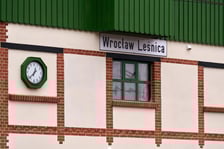 Nastawnia stacji Wrocław Leśnica (grudzień 2024)
