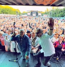 Słuchacze i dziennikarze Radia 357