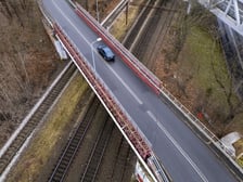 Wiadukt samochodowy na ul. Strzegomskiej. Rozpoczęły się prace nad dokumentacją niezbędna do przeprowadzenia remontu obiektu