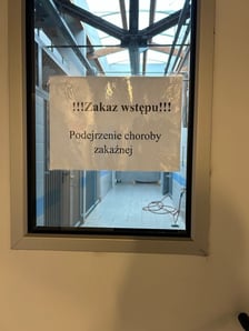 <p>W schronisku powstał mały oddział zakażny, na czas leczenia psiak&oacute;w.</p>