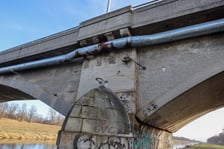 Stare mosty Chrobrego we Wrocławiu w styczniu 2025 roku