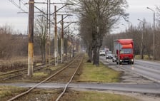 Remontowany będzie odcinek torowiska na ul. Kosmonautów od ul. Jeżowskiej do przystanku "Jeleniogórska". To ostatni fragment trasy na Leśnicę, który jest w złym stanie