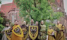 <p>Rekrutacja do grupy rekonstrukcji historycznych Wiwern na Ostrowie Tumskim</p>