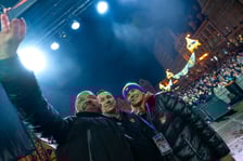 <p>Na scenie WOŚP podczas światełka stanęłi m.in. prezydent miasta Jacek Sutryk, wiceprezydent Renata Granowska oraz marszałek Dolnego Śląska Paweł Gancarz</p>