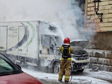 <p>Pożar samochodu dostawczego na ul. Gepperta we Wrocławiu</p>