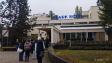 <p>Spacer po WuWie z okazji 95-lecia osiedla. Wrocław, październik 2024</p>