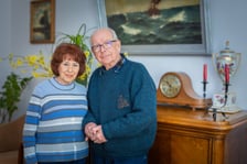 <p>Genowefa Kasprzyk-Bjurbeck (znajomi m&oacute;wią o niej &bdquo;Gina&rdquo;) i Aleksander Pełech z Wrocławia</p>
