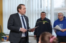 <p>Spotkanie mieszkańc&oacute;w i RO Powstańc&oacute;w Śląskich z przedstawicielami miasta. Pierwszy z lewej wiceprezydent Michał&nbsp;Młyńczak</p>