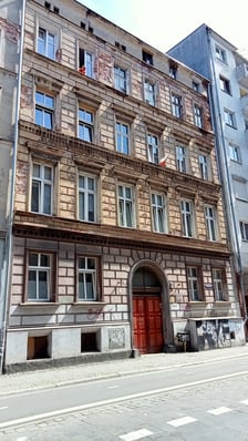 <p>Dworcowa 12</p>