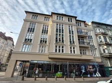 <p>Kamienica wyremontowana w 2024 roku. Adres: Piłsudskiego 40</p>