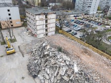 <p>Znikają bloki przy Trzemeskiej (numery 4-6-8)</p>
