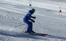 Hanna Ciechanoiwcz podczas zawodów narciarskich