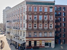 <p>Wkr&oacute;tce i ta ściana będzie przykuwać wzrok przechodni&oacute;w</p>