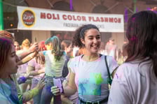 Świetna zabawa w sobotę 29 marca na Świebodzkim - Wroclaw Holi Celebration 2025, czyli Festiwalu Kolorów