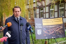 Dawne osiedle kolejowe na Brochowie odzyska blask dzięki remontom w ramach programu #PoWROtyKamienic