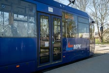 <p>tramwaj, podpisanie umowy na projekt trasy tramwajowej przez Klecinę (4 kwietnia 2025 roku)</p>