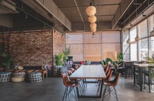 Restauracja Thali na Placu Grunwaldzkim przed otwarciem
