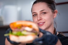 Sobota 12 kwietnia 2025 na Nowym Targu z jedzeniem