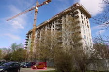 <p>Budowa Nowej Pabianickiej przy skrzyż&oacute;waniu Ślężnej z Pabianicką, kwiecień 2025</p>