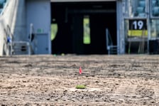 Wymiana murawy na stadionie Tarczyński Arena we Wrocławiu