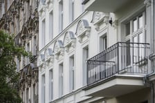Kamienica Jedności Narodowej 185 po remoncie
