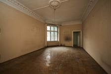 <p>Wnętrza kamienic 1, 1a i 1b na Dworcowej we Wrocławiu</p>