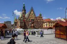 <p>Jarmark Świętojański we Wrocławiu rusza od piątku 23 maja</p>