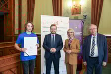 Wręczenie nagród laureatom II Olimpiady Sztucznej Inteligencji we wrocławskim Ratuszu