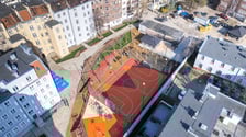 <p>Wyremontowana część podw&oacute;rka im. Wszystkich Mieszkańc&oacute;w&nbsp;</p>