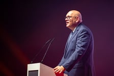 <p>Ceremonia wręczenia plakiet Michelin w Hali Stulecia&nbsp;</p>