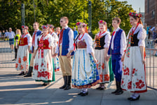 <p>Pierwsza Wrocławska (świętojańska) Potańc&oacute;wka na placu Wolności</p>