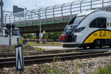 Przejazdy kolejowe we Wrocławiu. Żółte kamery i fotoradary systemu CANARD