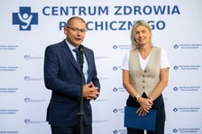 <p>Dyrektor WCZ dr Wojciech Skiba i wizeprezydent Wrocławia Renata Granowska</p>
