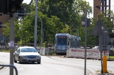 Tramwaje znów jeżdżą ul. Bardzką - 2 sierpnia 2025