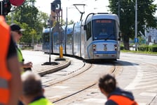 Tramwaje znów jeżdżą ul. Bardzką - 2 sierpnia 2025