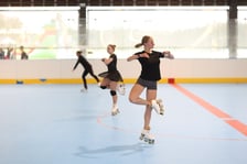 <p>Spartan Skate na torze wrotkarskim przy ul. Jaksonowickiej. Wrocław, 13.09.2025</p>