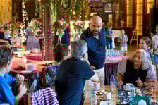 <p>Spotkanie w Restauracji Letnia w Zoo Wrocław z rodzinami zastępczymi i osobami prowadzącymi rodzinne domy dziecka&nbsp;</p>