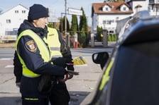 Na parking wojskowy przy cmentarzu Osobowickim tylko bez kamer samochodowych