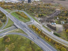 <p>Widok na teren budowy Wschodniej Obwodnicy Wrocławia od strony al. Karkonoskiej&nbsp;</p>