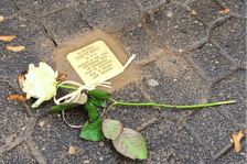 Dni Queerstorii we Wrocławiu przy ul. Jedności Narodowej, wmurowanie kamienia Poguntke, Kipke.